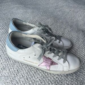 Golden Goose Women’s Pink Star Sneaker